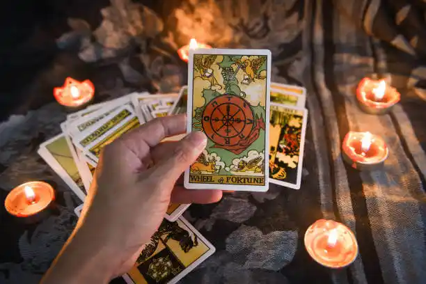 tarot cards Cavetown